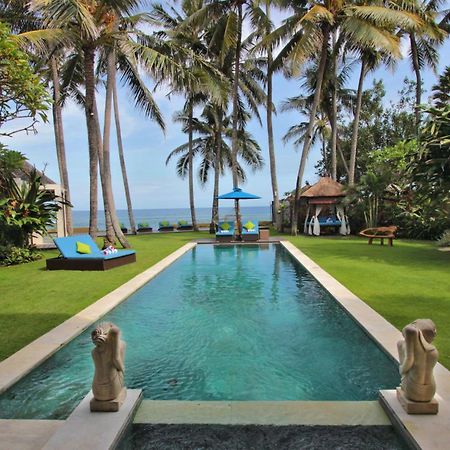 Villa Samudra Luxury Beachfront Ketewel Buitenkant foto