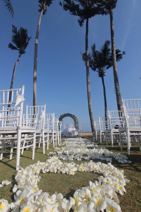 Villa Samudra Luxury Beachfront Ketewel Buitenkant foto