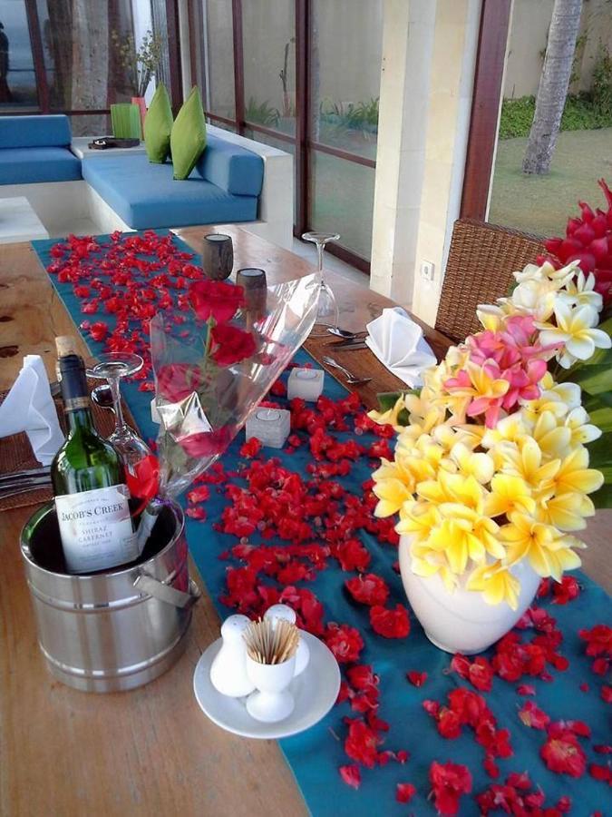 Villa Samudra Luxury Beachfront Ketewel Buitenkant foto