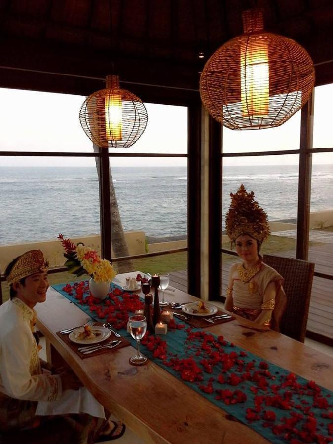 Villa Samudra Luxury Beachfront Ketewel Buitenkant foto