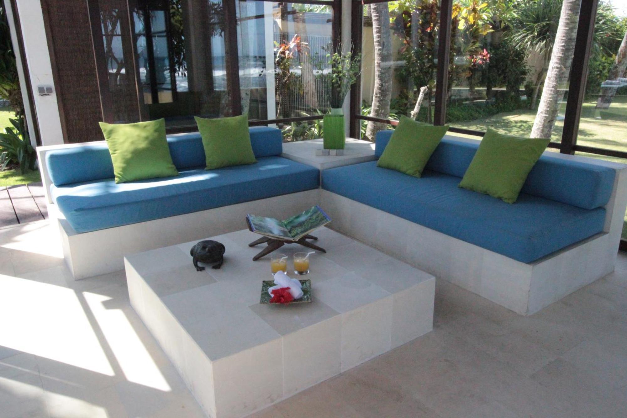Villa Samudra Luxury Beachfront Ketewel Buitenkant foto
