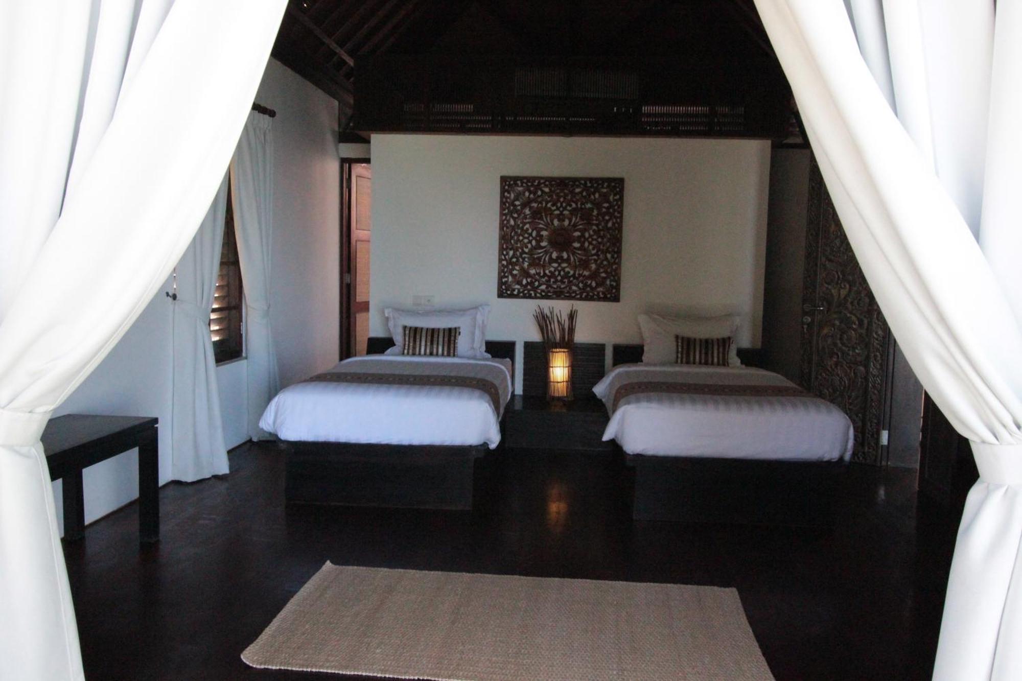 Villa Samudra Luxury Beachfront Ketewel Buitenkant foto
