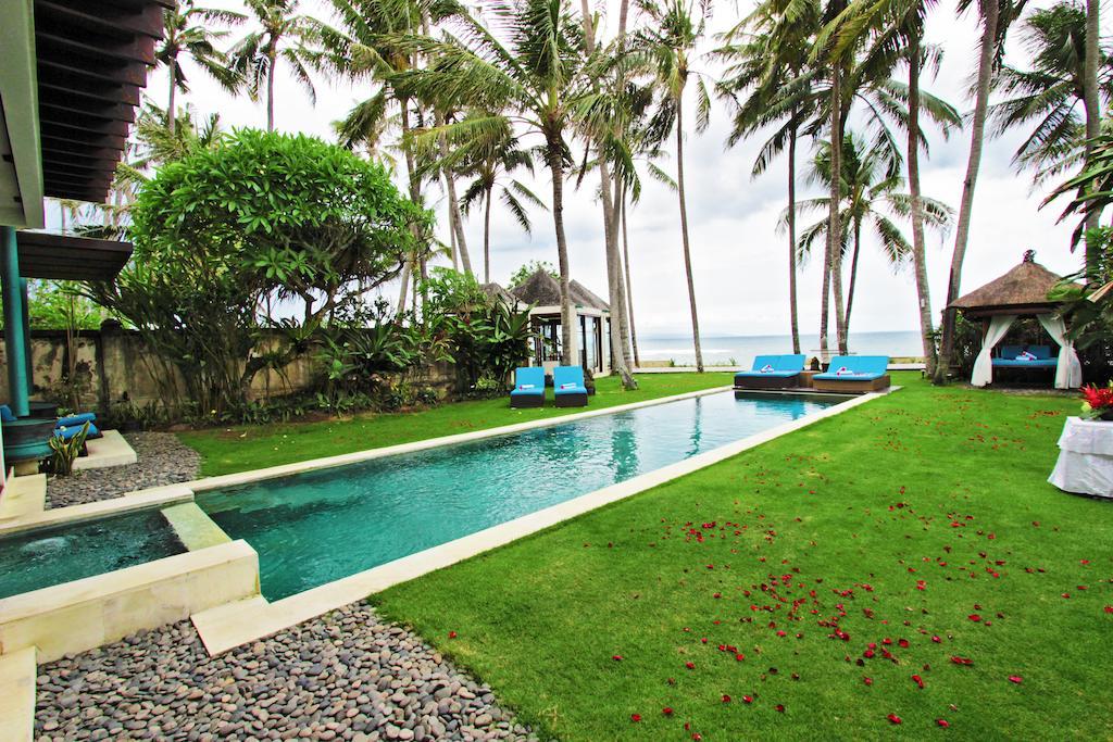 Villa Samudra Luxury Beachfront Ketewel Buitenkant foto