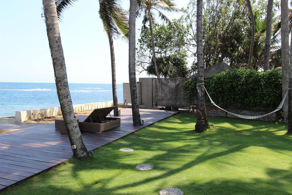 Villa Samudra Luxury Beachfront Ketewel Buitenkant foto